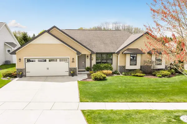 605 PEBBLESTONE CIR, Oneida, WI 54155