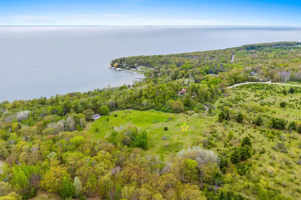 BLUFF CT #2, Sturgeon Bay, WI 54235-8984