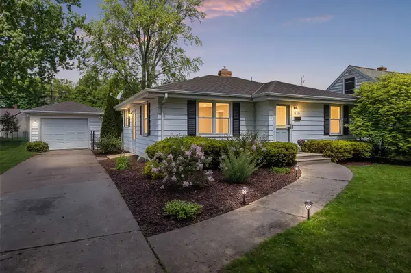 830 MARQUETTE AVE, Green Bay, WI 54304