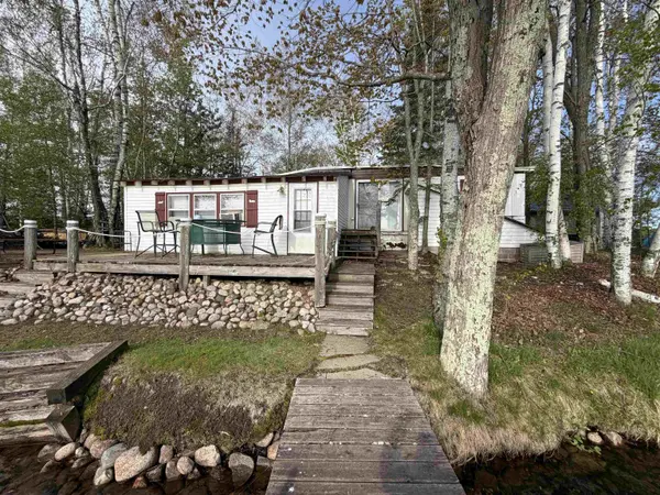 18604 SMOKEY LAKE LN, Townsend, WI 54175