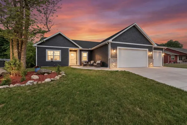 108 RIVER CT, Theresa, WI 53091-9546