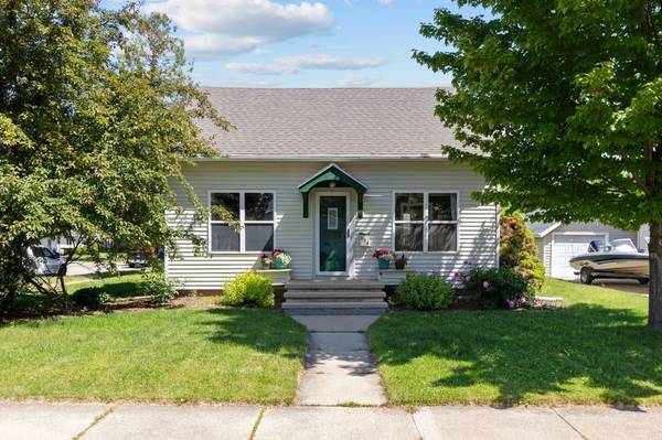 834 W GRANT ST, Appleton, WI 54914-2664