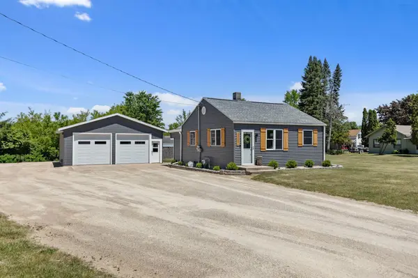 499 ELM ST, Berlin, WI 54923