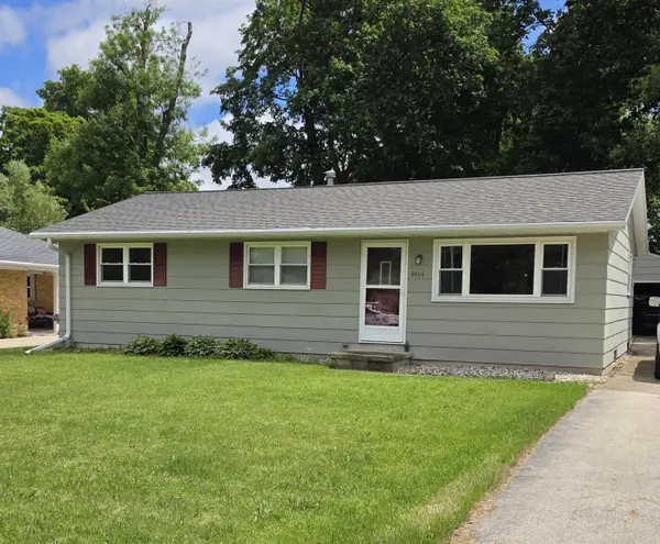 2404 GMEINER RD, Appleton, WI 54915-7275