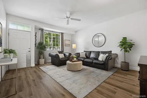 9653 W Chatfield AVE #B, Littleton, CO 80128
