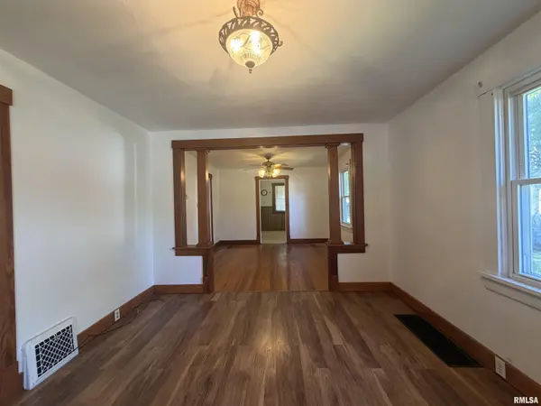 414 DERBY ST, Pekin, IL 61554