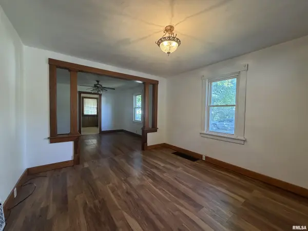 414 DERBY ST, Pekin, IL 61554
