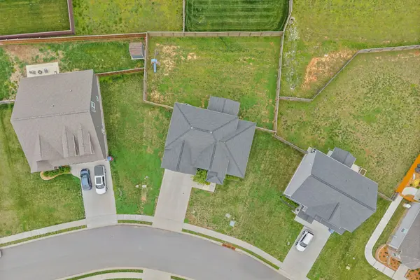 335 Bluebriar Trce, Clarksville, TN 37043