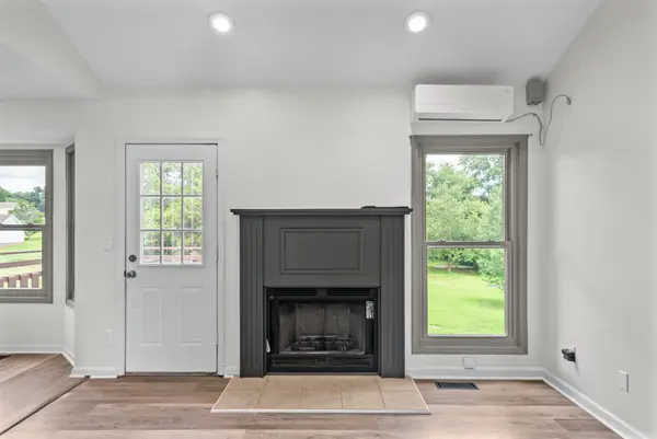 2607 Cummings Cir, Clarksville, TN 37042