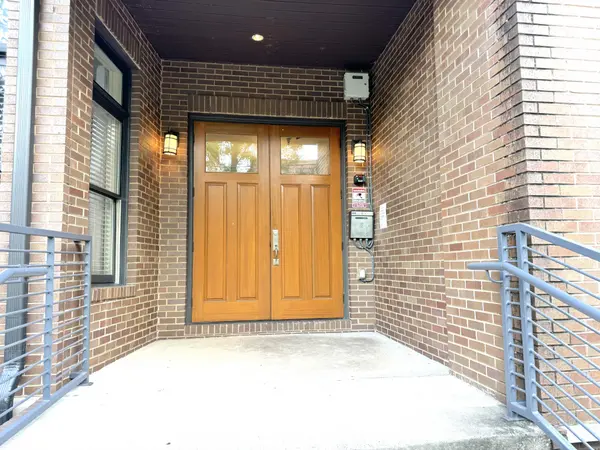 1706 18th Ave #S #109, Nashville, TN 37212