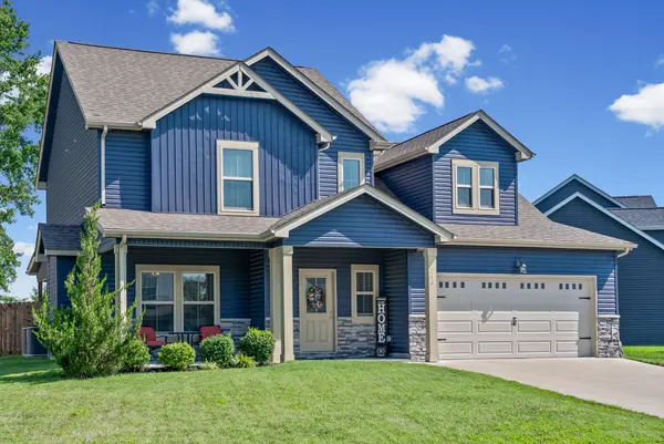 246 Crusaw Dr, Clarksville, TN 37043