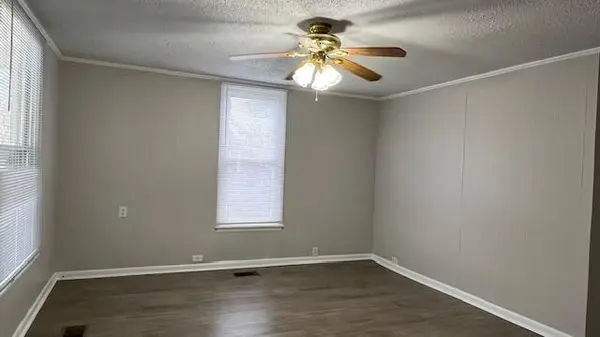 222 Ohio Avenue, Etowah, TN 37331