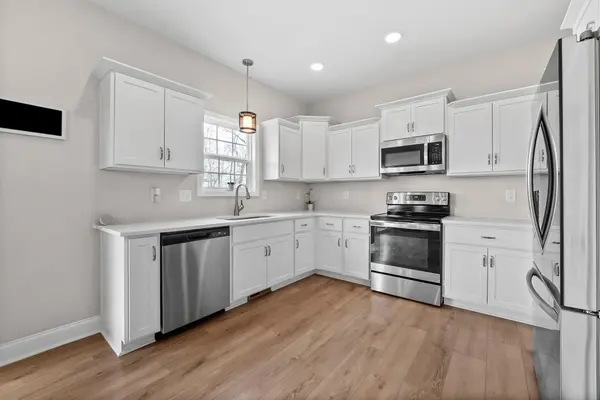 326 Galway Dr, Clarksville, TN 37042