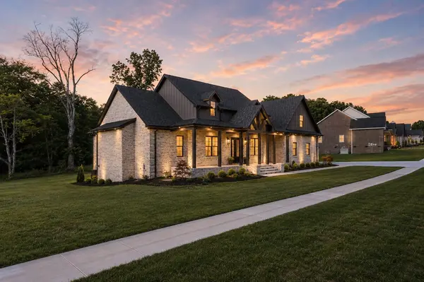 2108 Country Club Dr, Tullahoma, TN 37388