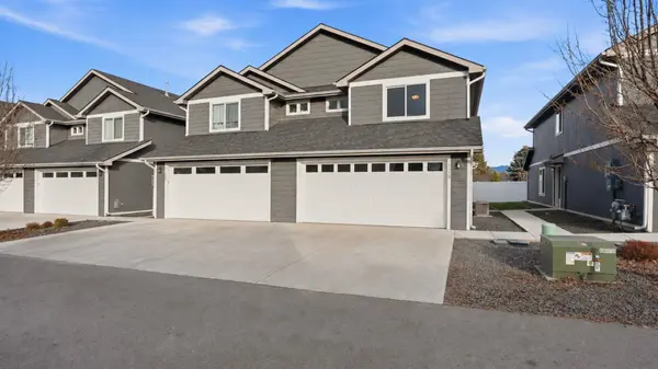 1428 N Michigan Ln #1430, Greenacres, WA 99016