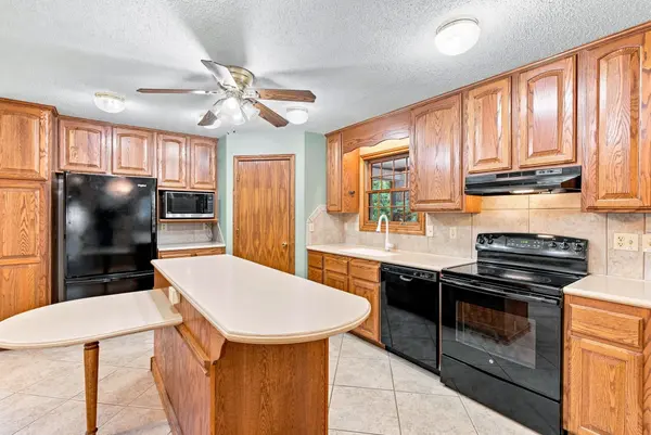 5314 S 375th, Cheney, KS 67025