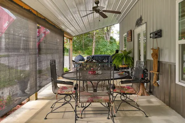 26 E Second LN, Shell Knob, MO 65747