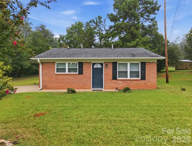 209 Roberson RD, Forest City, NC 28043
