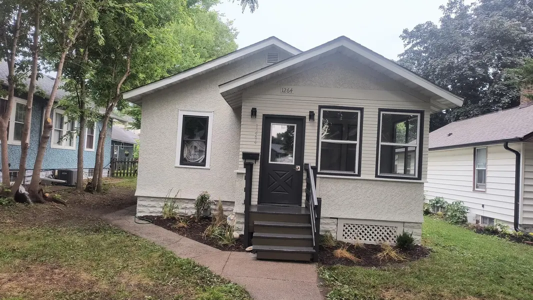 1264 Bush AVE, Saint Paul, MN 55106