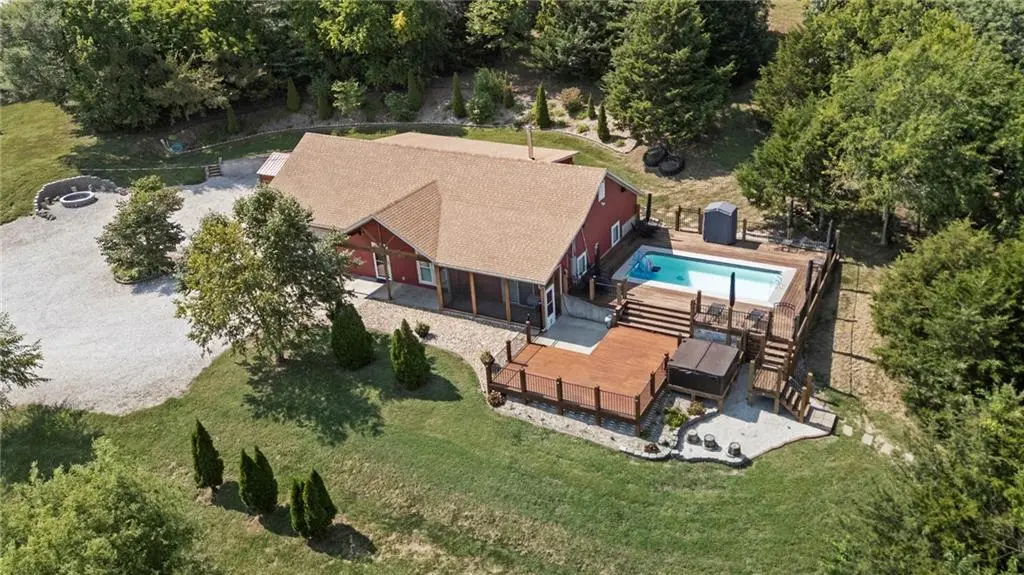 28818 W 303rd ST, Paola, KS 66071
