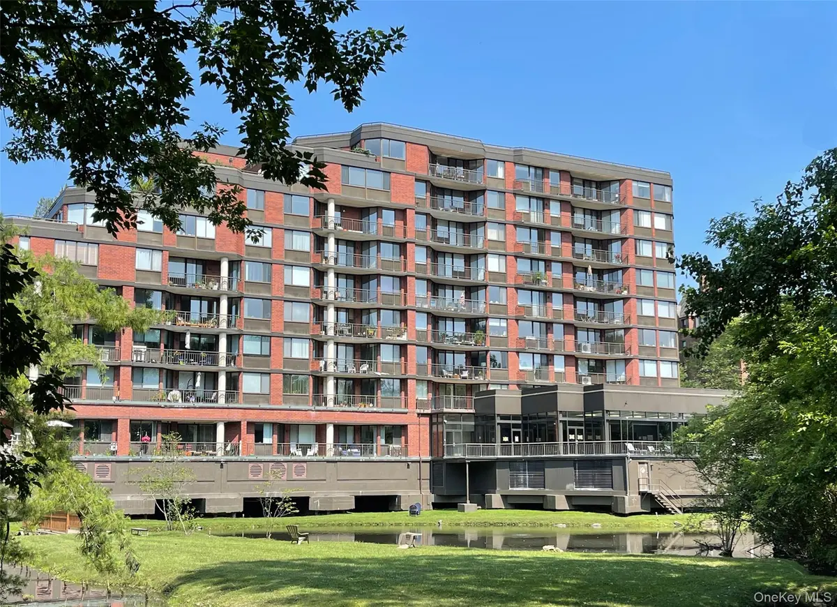 50 E Hartsdale AVE #2H, Hartsdale, NY 10530