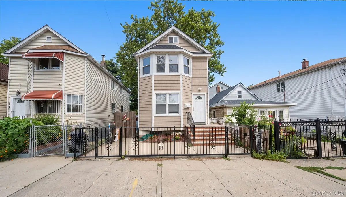 324 Underhill AVE, Bronx, NY 10473