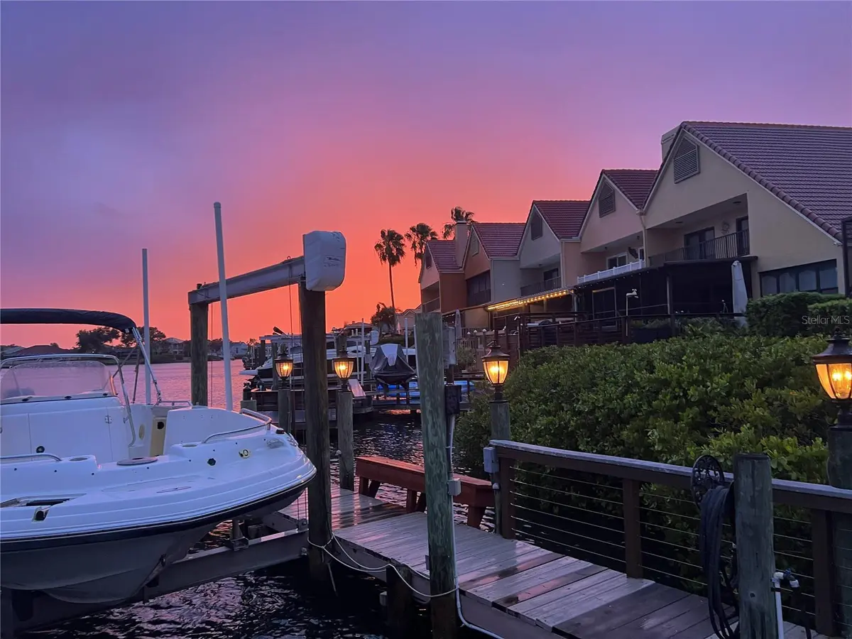 820 SYMPHONY ISLES BLVD, Apollo Beach, FL 33572
