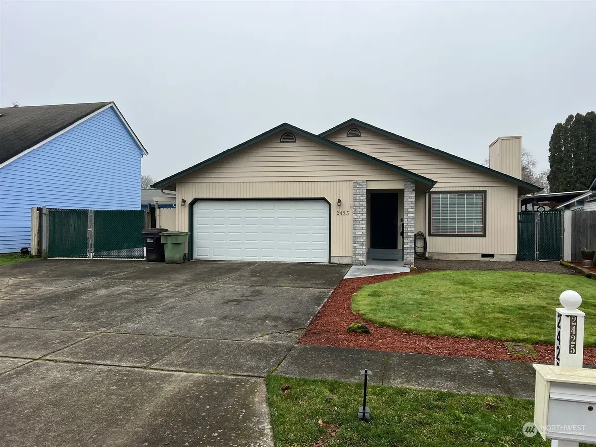 2425 Hickory AVE, Longview, WA 98632