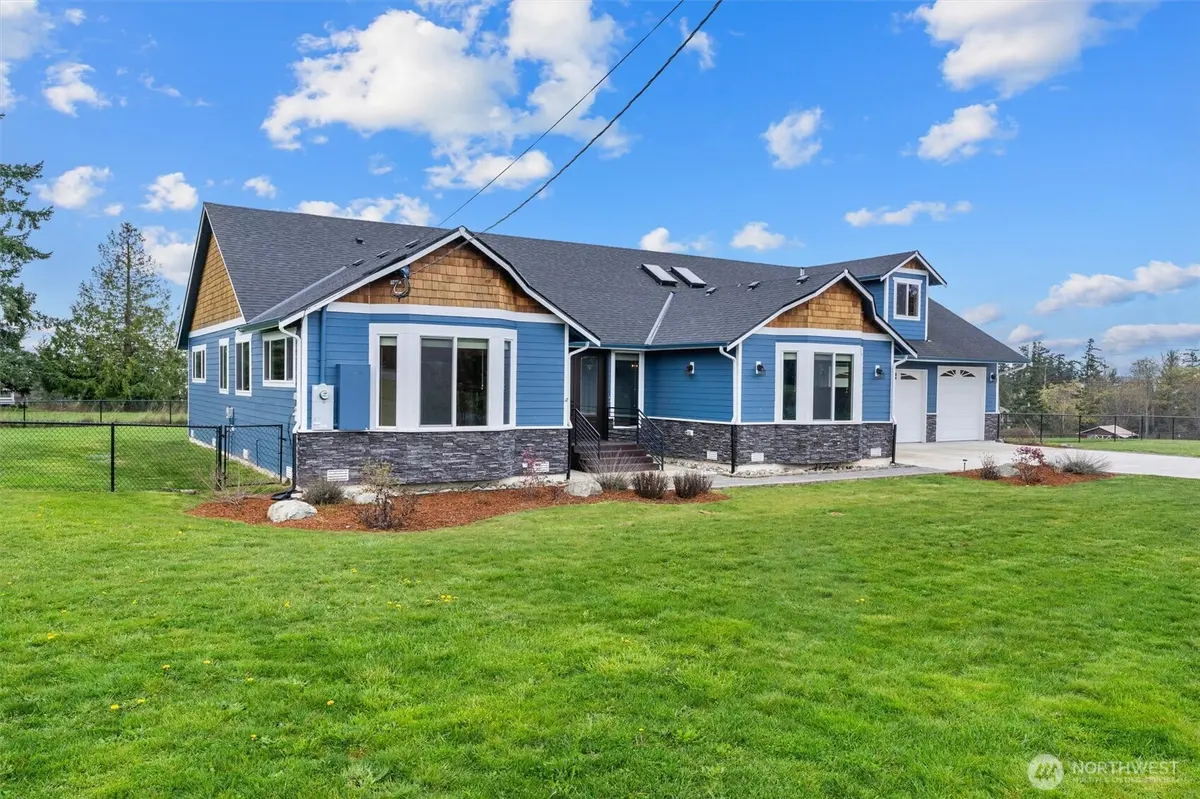 783 W Camano Hill RD, Camano Island, WA 98282