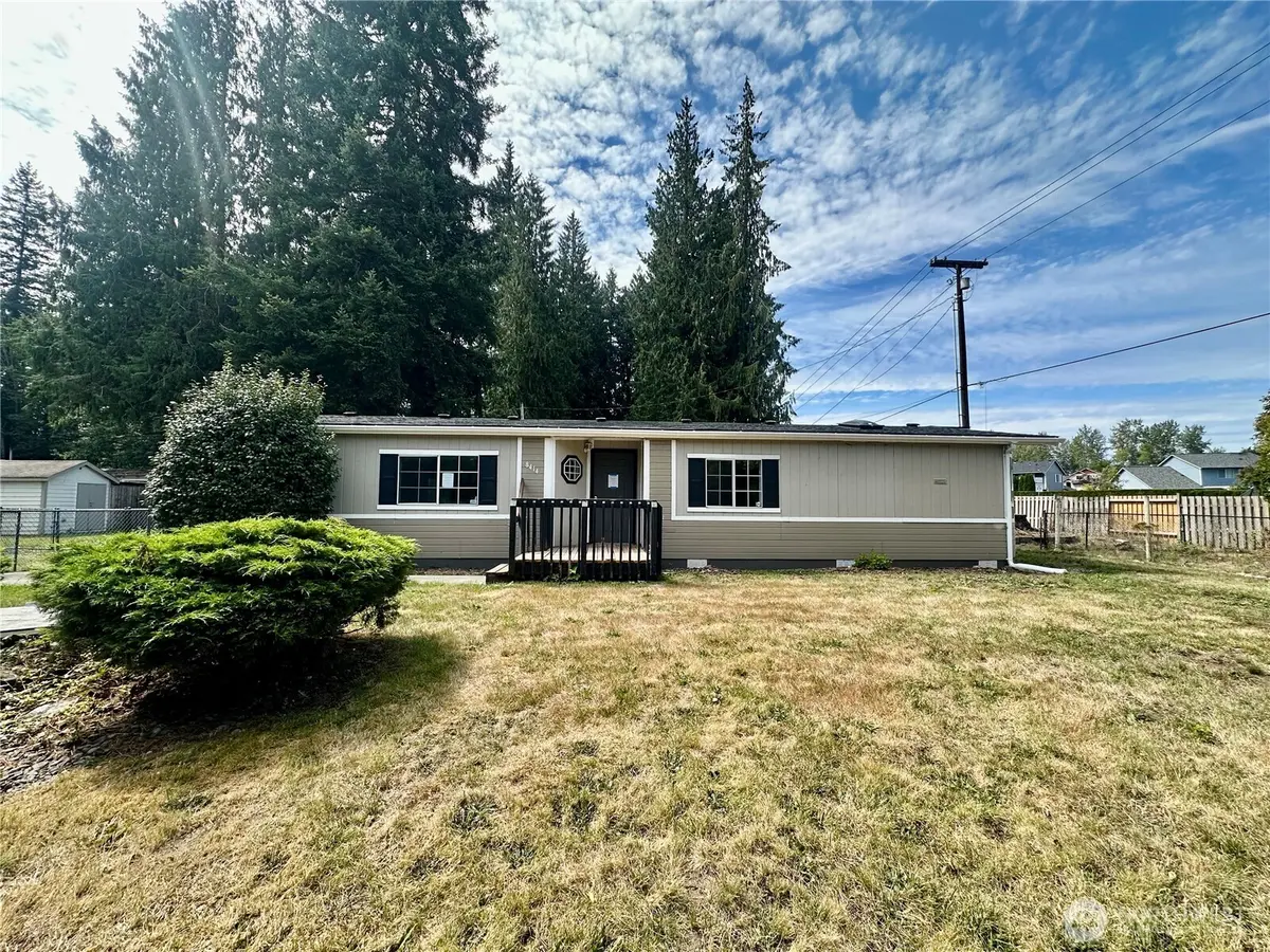 8414 214th AVE E, Bonney Lake, WA 98391