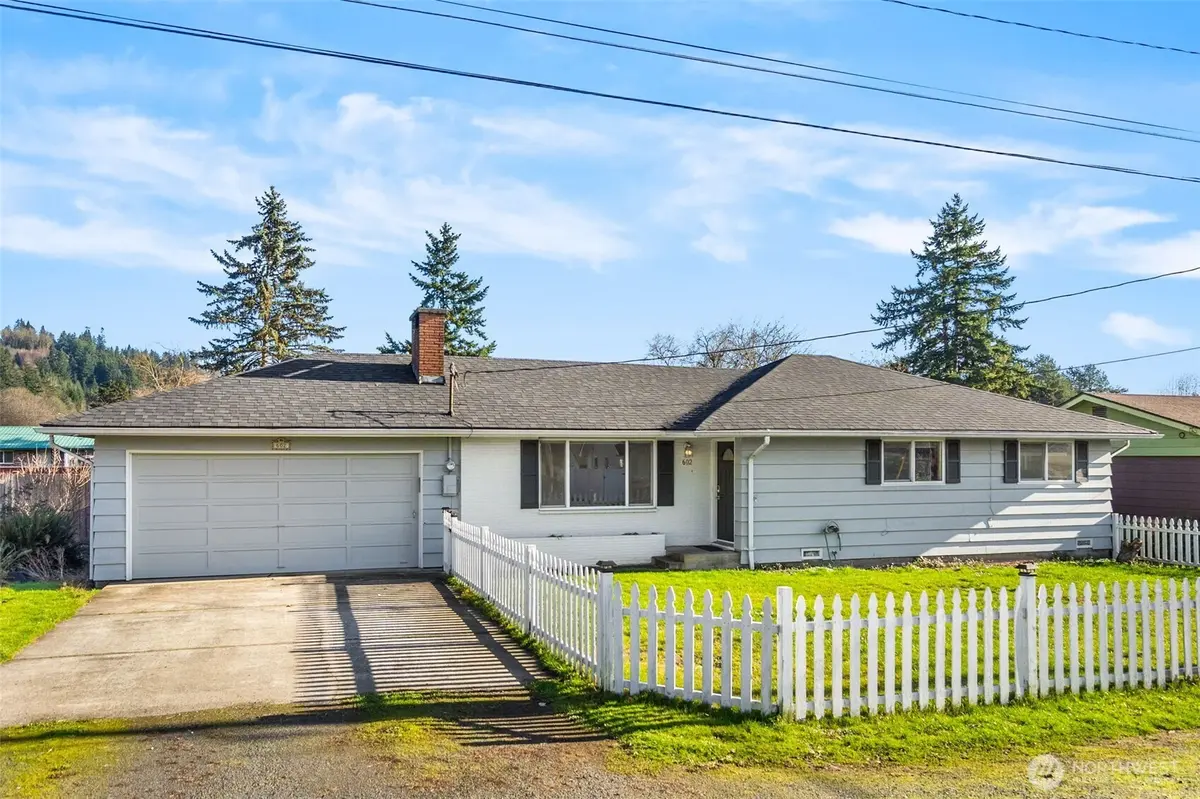 602 SW 19th ST, Chehalis, WA 98532