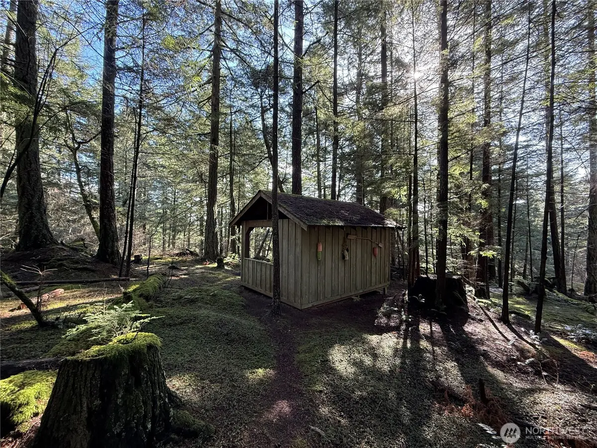 2000 Peregrine RD, Orcas Island, WA 98279