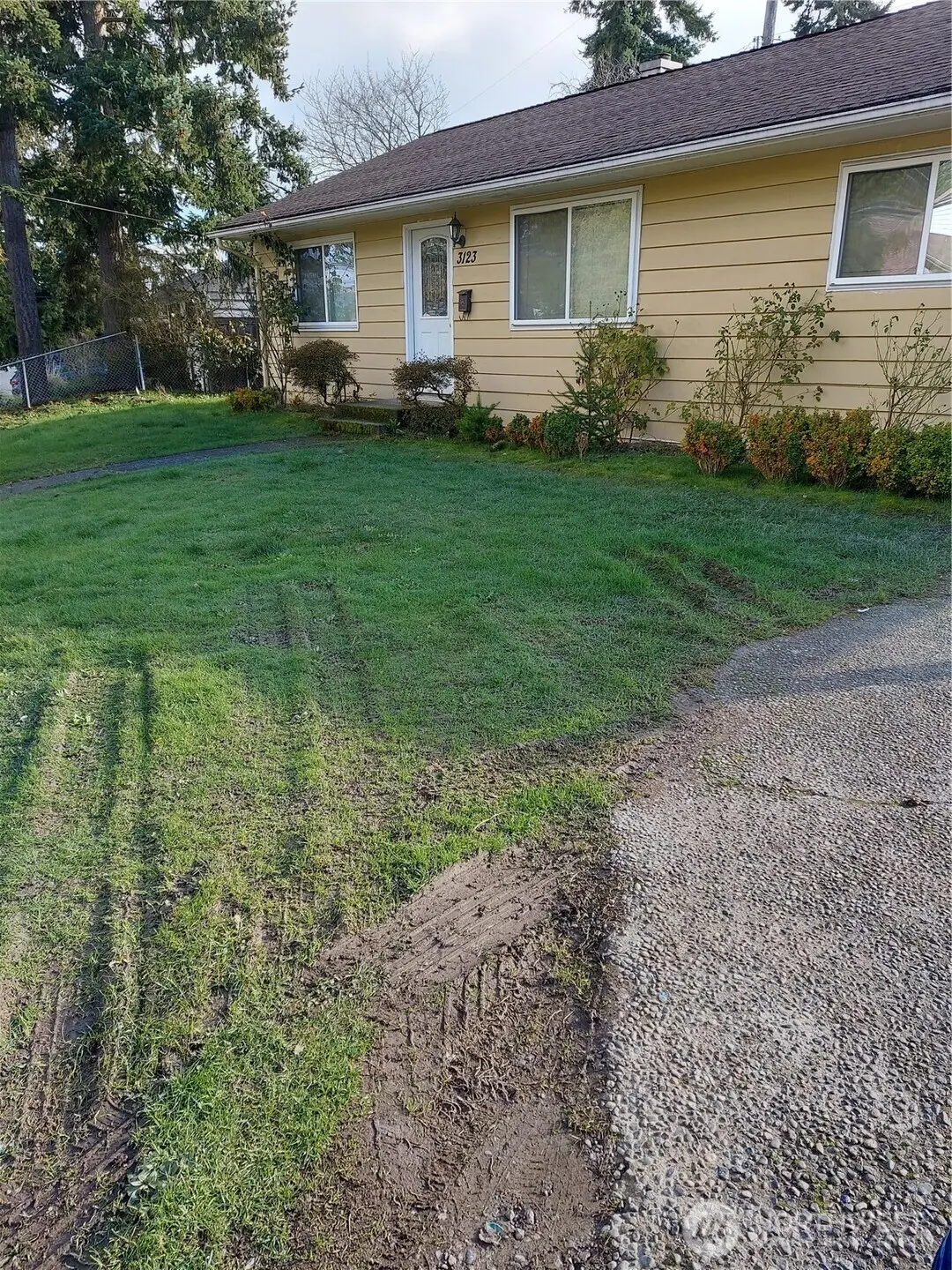 3123 SW Barton ST, Seattle, WA 98126