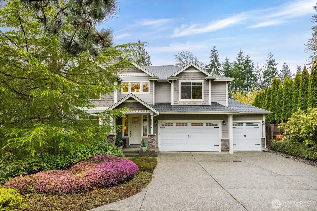 9150 Burlingame CT NE, Bainbridge Island, WA 98110