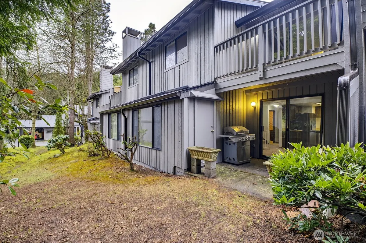 4123 145th AVE NE, Bellevue, WA 98007