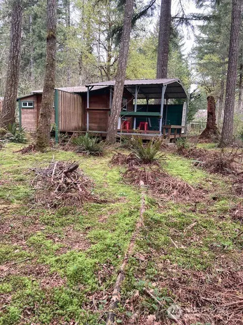 300 N Goldeneye DR, Hoodsport, WA 98548