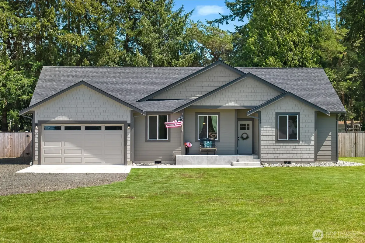 17 Ellen LN, Elma, WA 98541