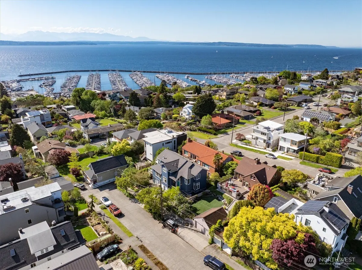 3411 NW 67th ST, Seattle, WA 98117