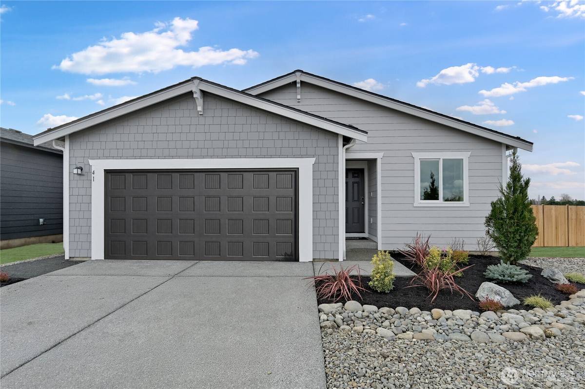 55 Moonshadow LN, Carlsborg, WA 98324