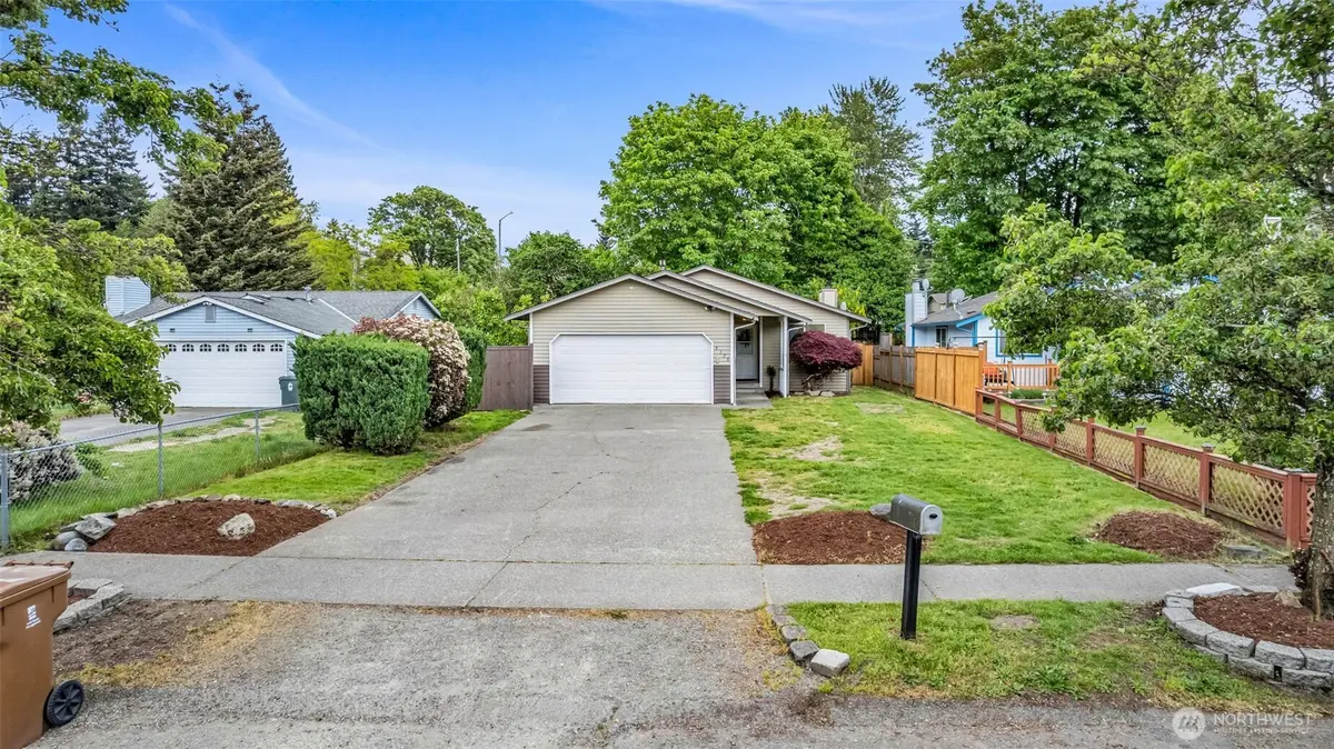 3125 59th AVE NE, Tacoma, WA 98422