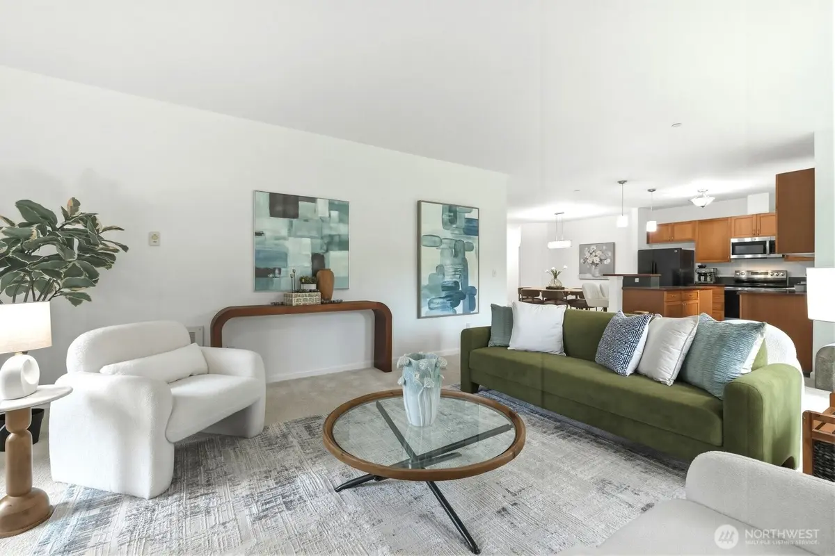 15000 Juanita DR NE #405, Kenmore, WA 98028