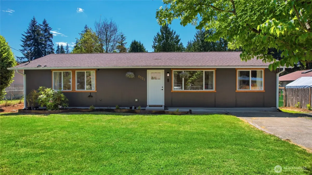 6521 194th AVE E, Bonney Lake, WA 98391