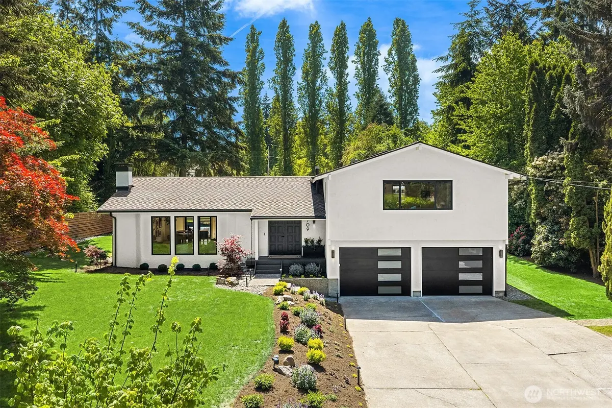 7709 Ridgecrest LN, Mercer Island, WA 98040