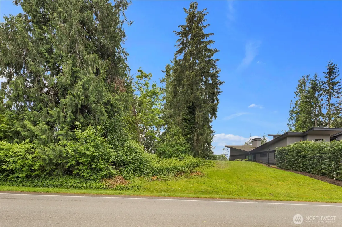 19615 SE 29th ST, Sammamish, WA 98075