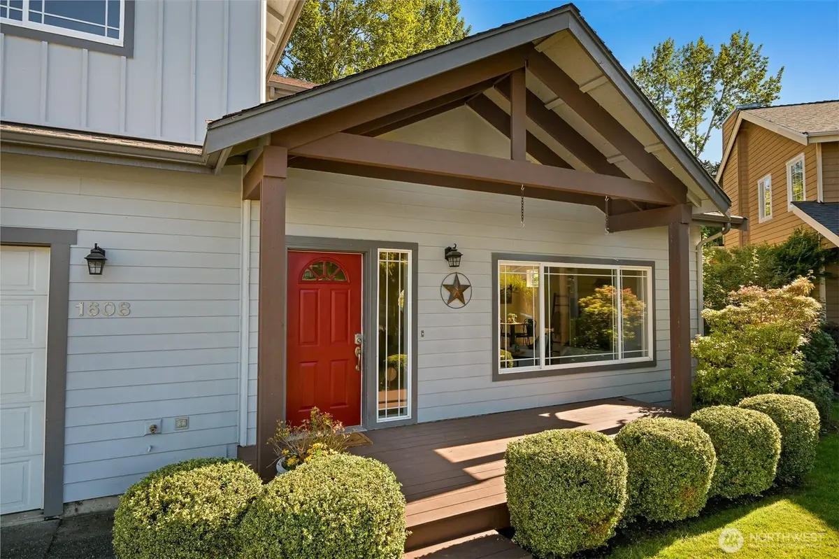 1608 Valhalla ST, Bellingham, WA 98226