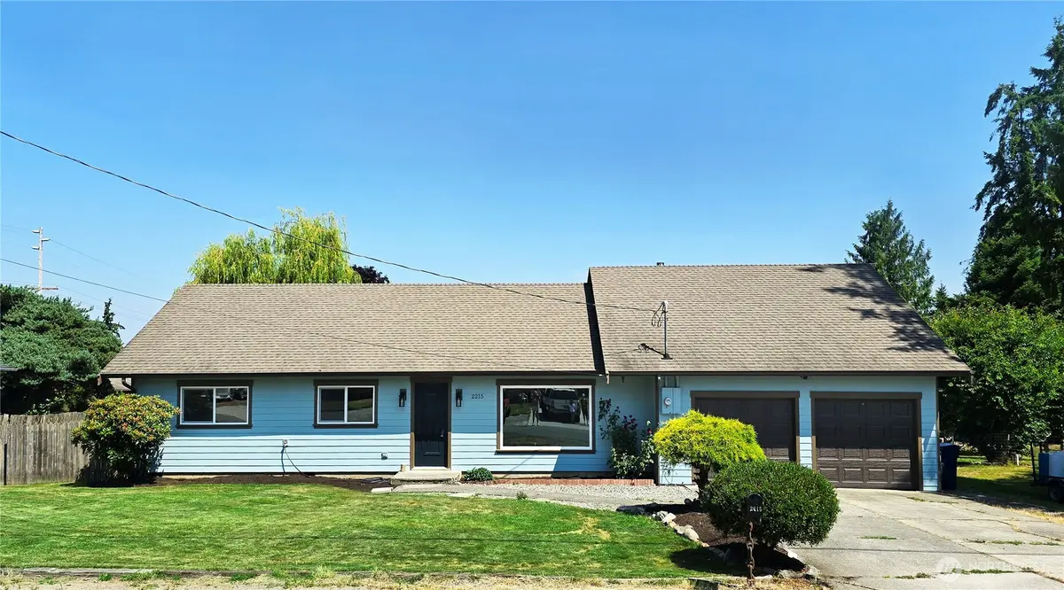 2215 Alison AVE, Mount Vernon, WA 98273
