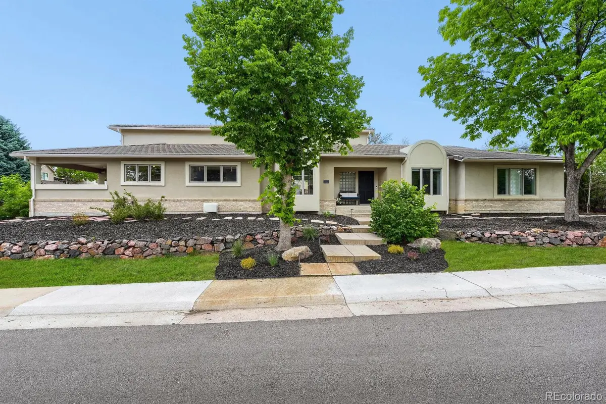 6556 S Adams CT, Littleton, CO 80121