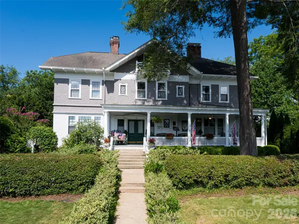 46 Cumberland CIR, Asheville, NC 28801