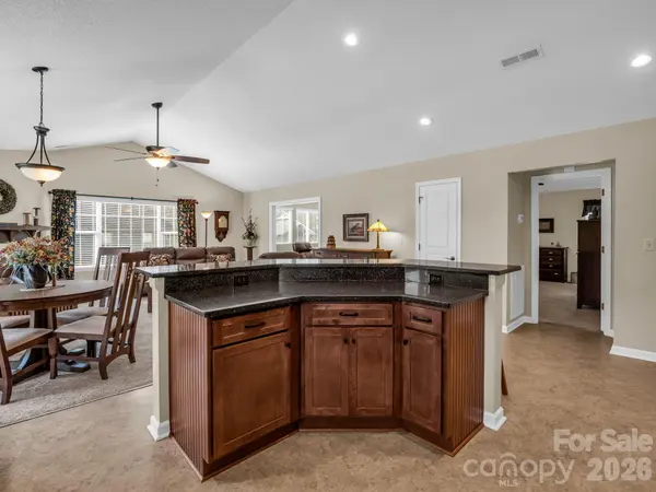 53 Barn Owl WAY, Hendersonville, NC 28792