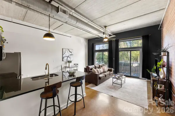 626 N Graham ST #205, Charlotte, NC 28202